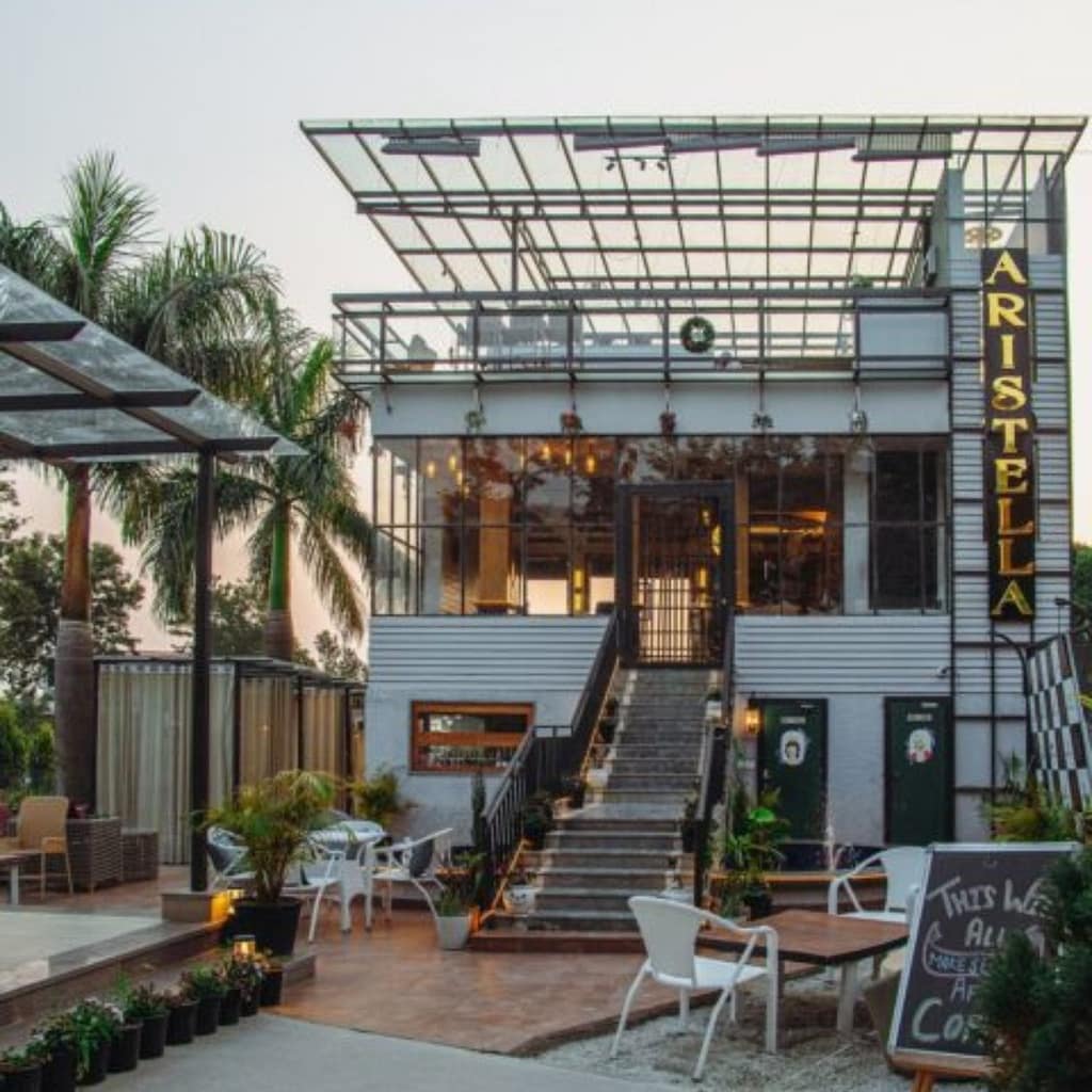 resturant in dehradun