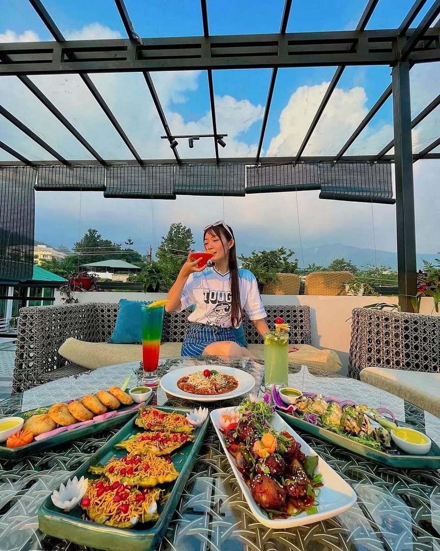 Rooftop Bar and outdoor seating Rooftop Bar and outdoor seating