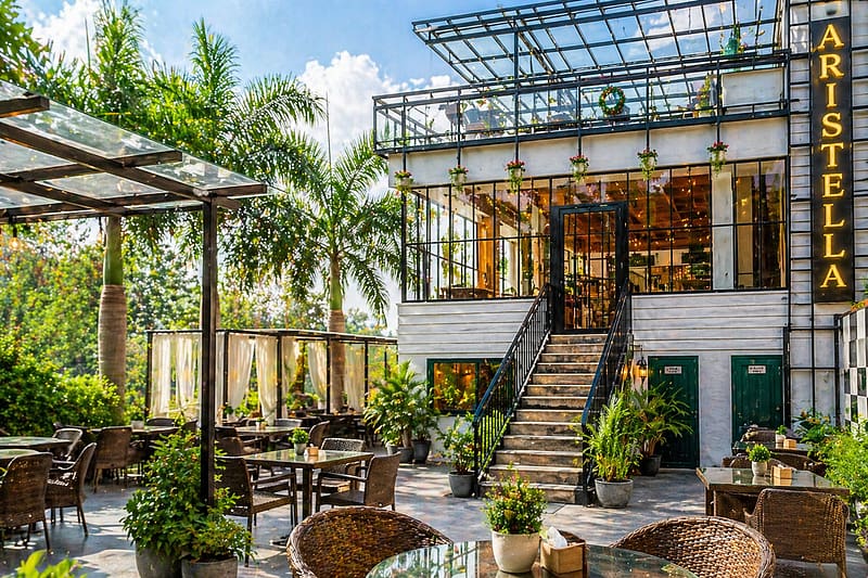 Hidden Gem Cafe in Rajpur Road.